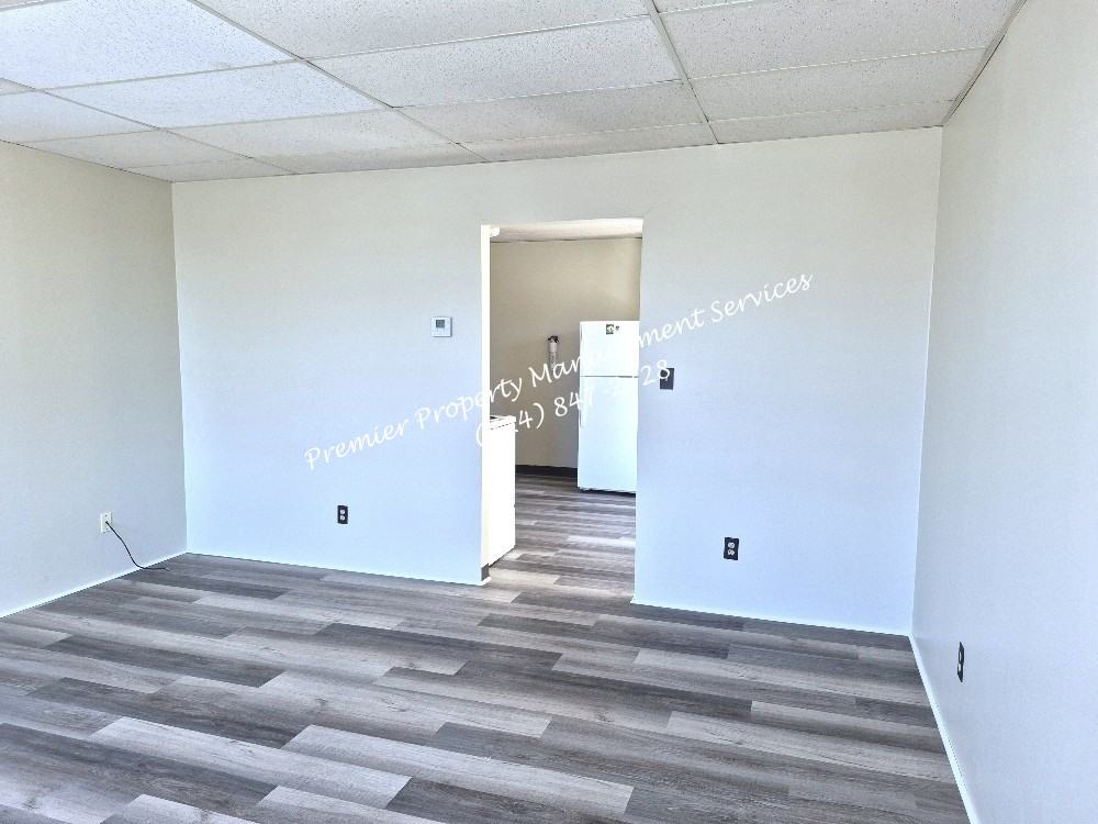 485 New York Avenue - Photo 3 of 11
