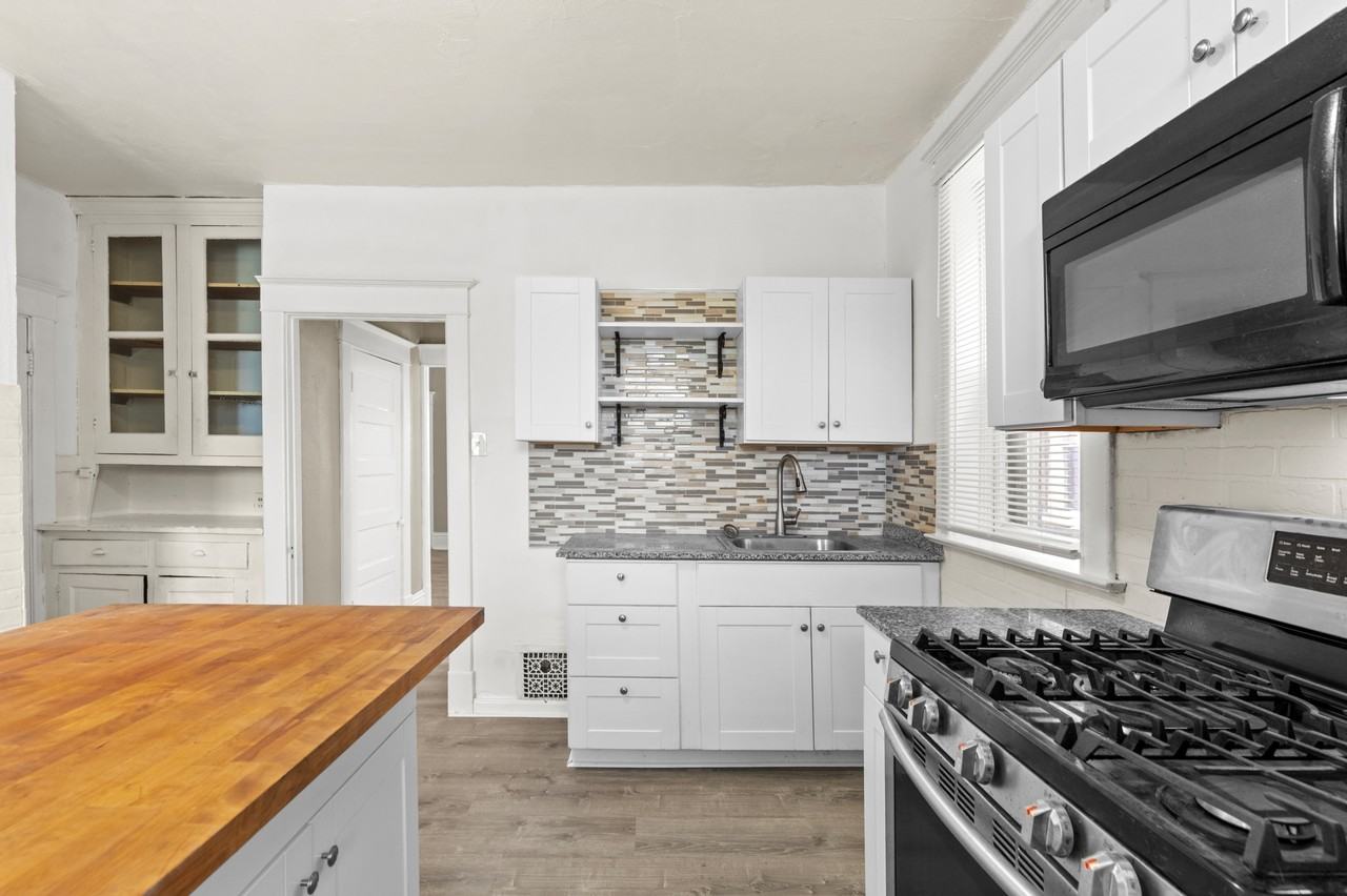 4067 Botanical Ave #1W - Photo 2 of 28