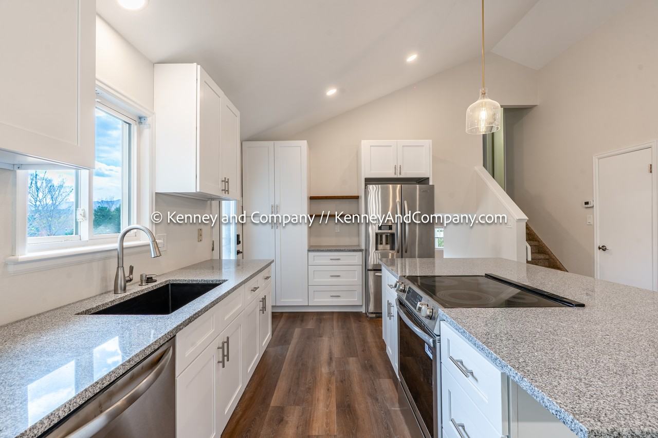 693 Grey Eagle Cir S #1 - Photo 5 of 23