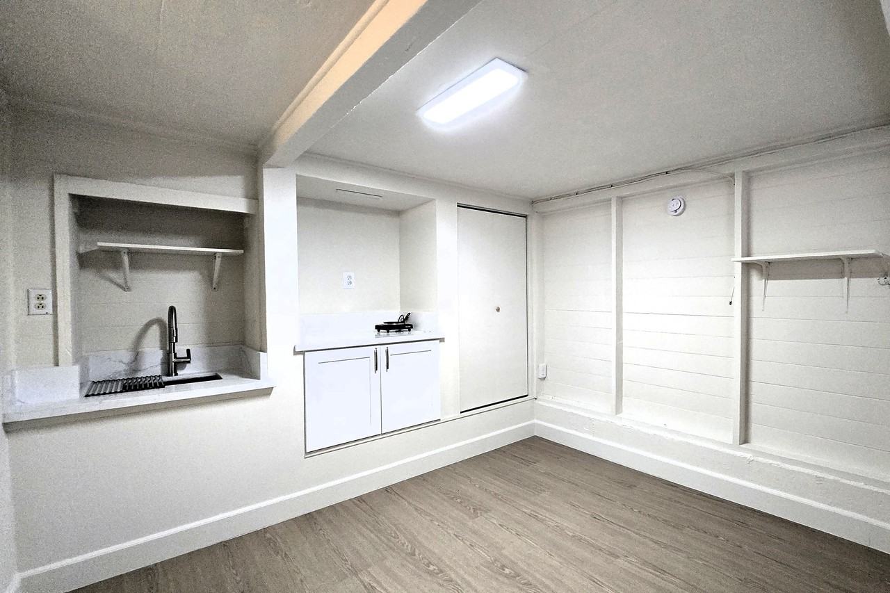 1708 Nakiu Pl - Photo 3 of 19