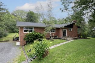 216 Berkshire Rd - Photo 1 of 1