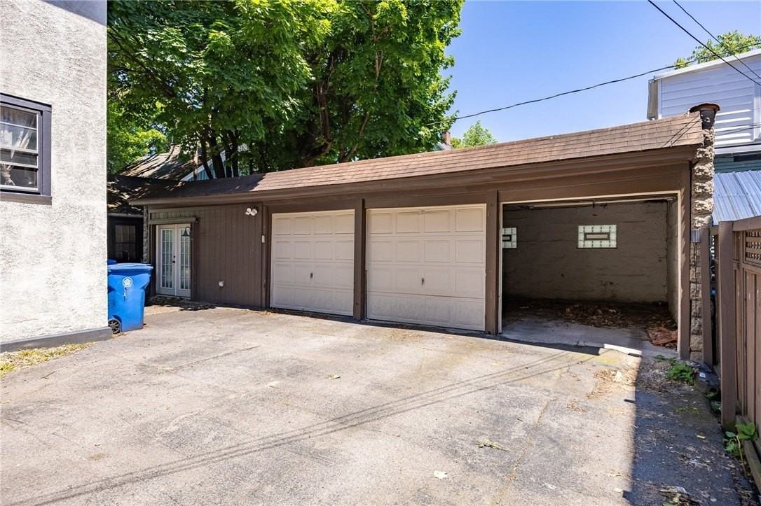 260 Oxford St Unit Up - Photo 2 of 22