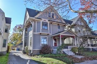 739 University Ave #UP - Photo 1 of 1