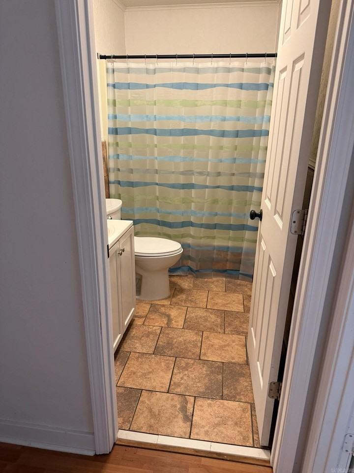 624 Columbia Ave - Photo 6 of 11