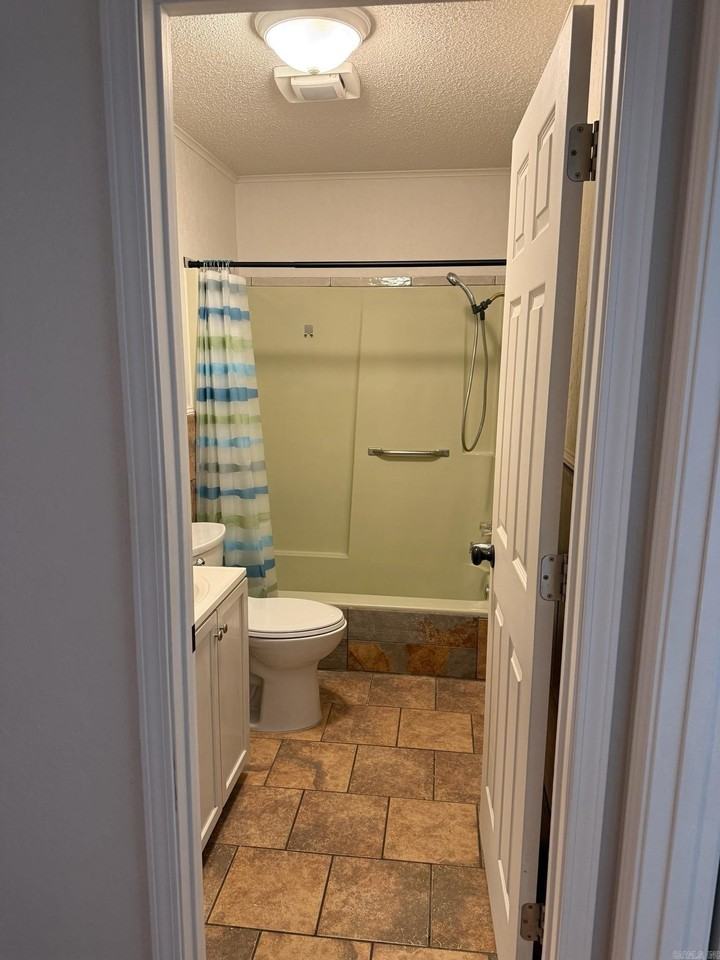 624 Columbia Ave - Photo 7 of 11