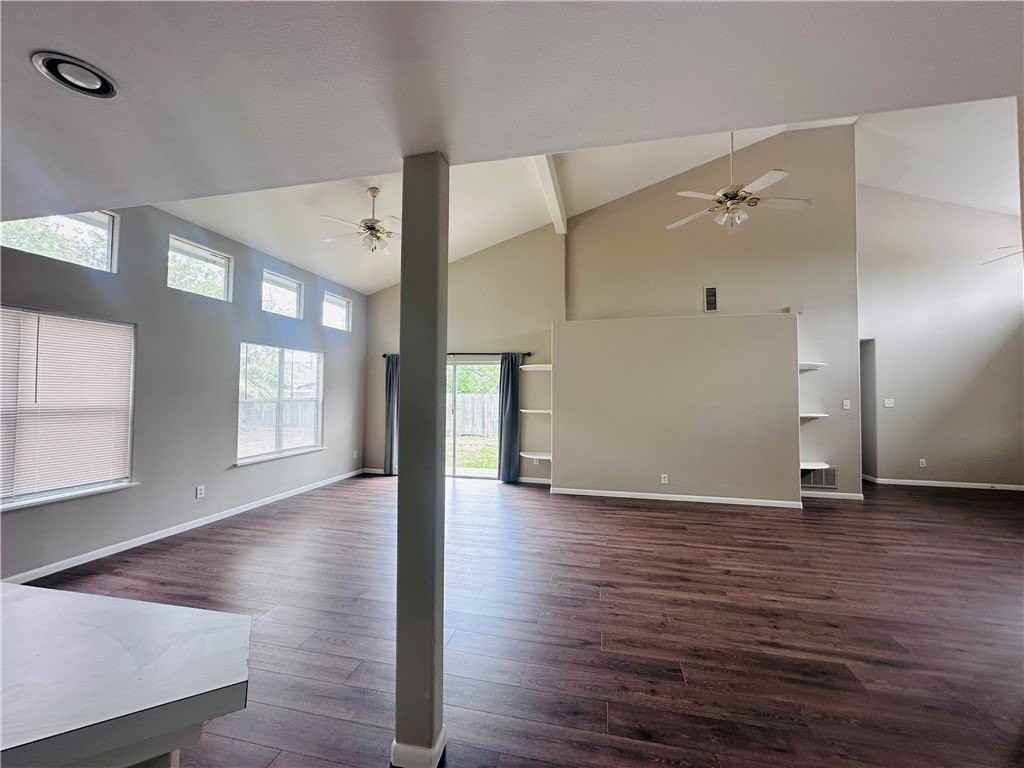 4006 Panama Dr - Photo 3 of 9