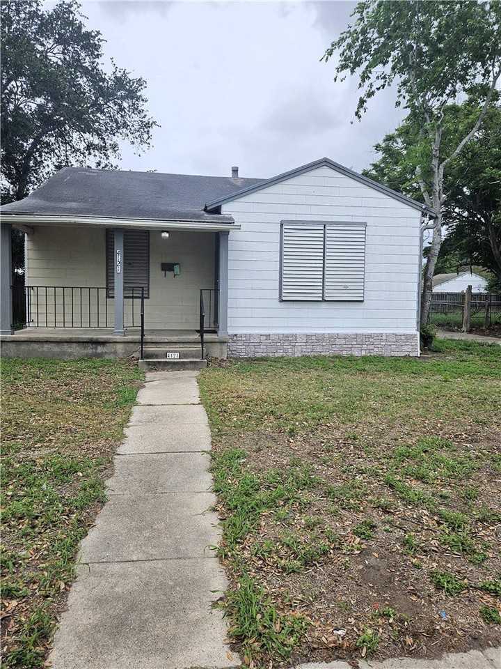 4121 Christie St - Photo 2 of 21