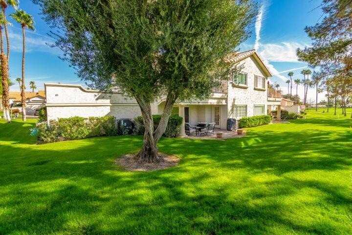 491 Desert Falls Dr N - Photo 2 of 19