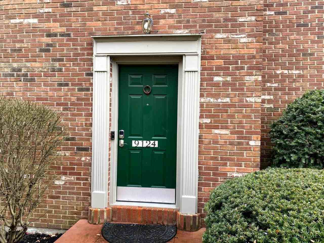 9124 Dominion Cir - Photo 2 of 29