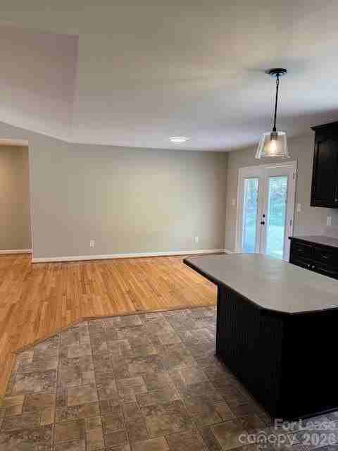 186 Chesterfield Dr - Photo 4 of 14