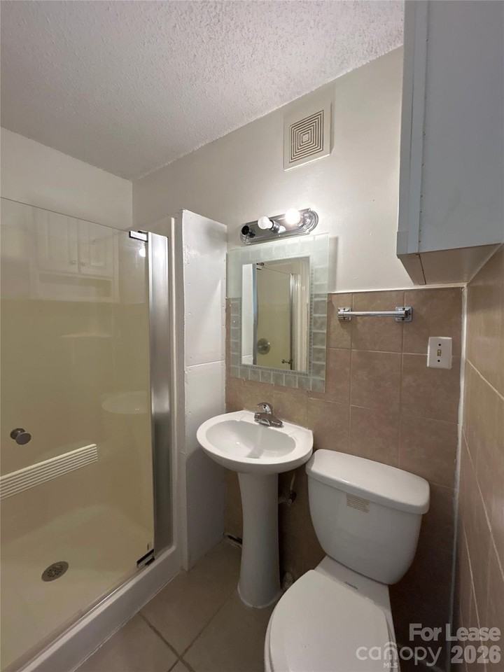 7336 Kilcullen Dr - Photo 4 of 23