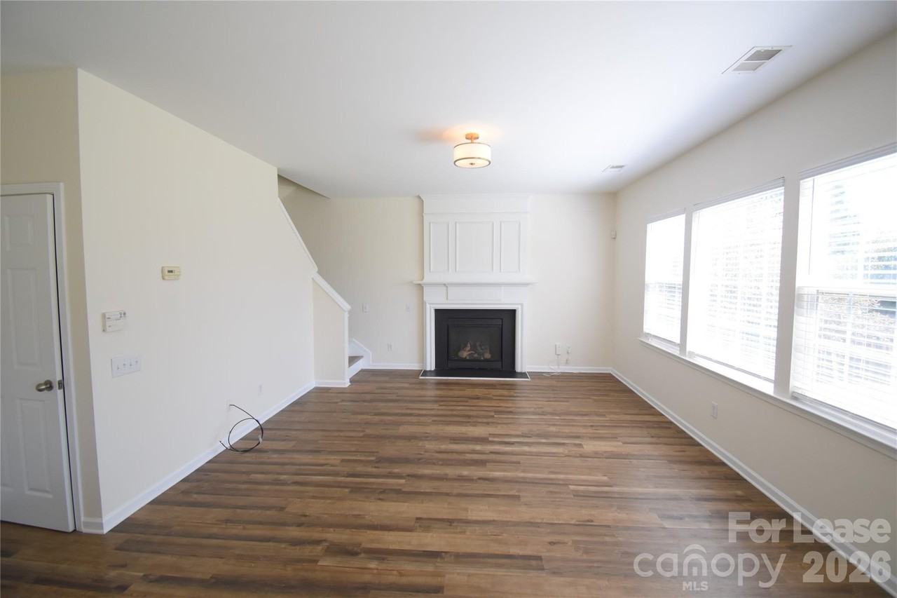 3017 Azalea Hills Dr - Photo 6 of 19