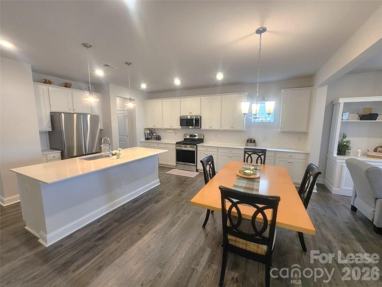 4005 Puddle Pond Rd - Photo 2 of 17