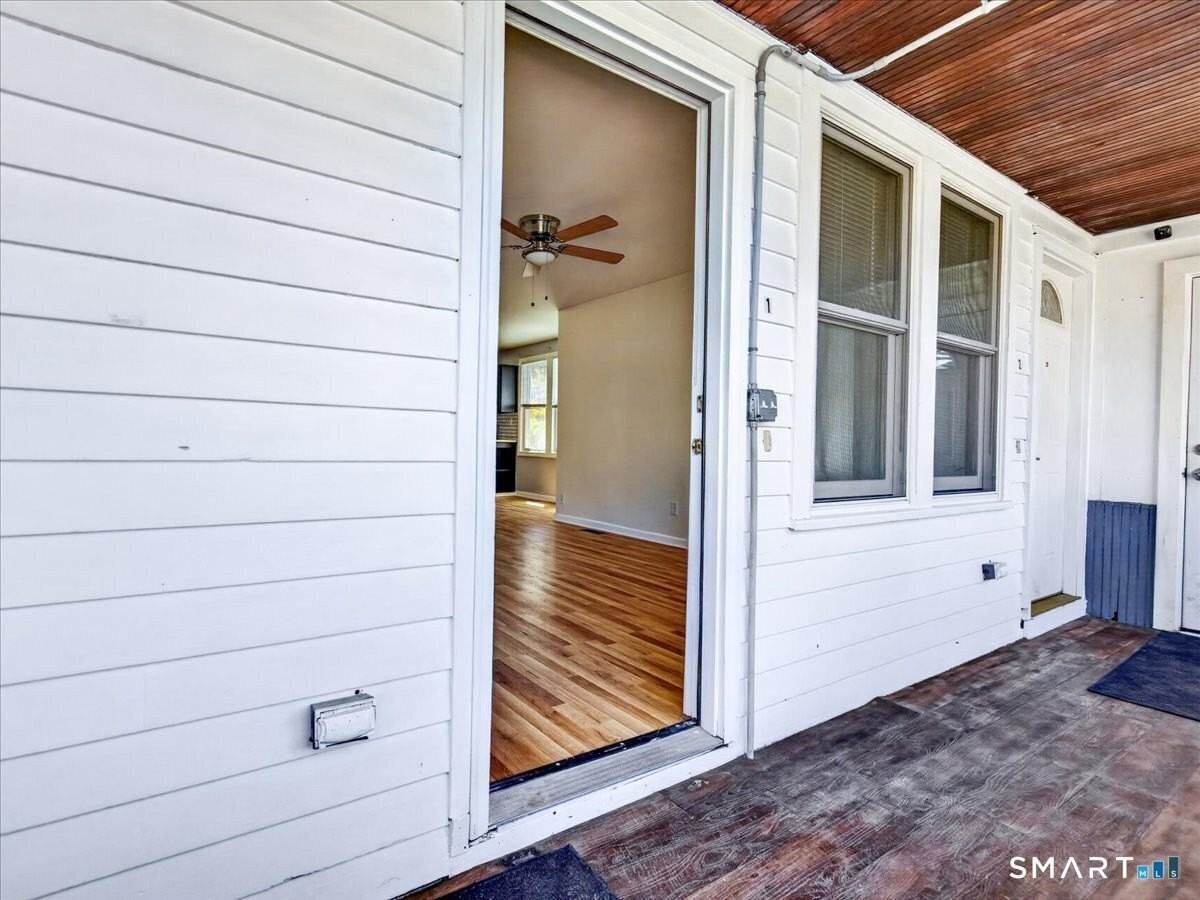 91 Jewett St 1st Fl - Photo 3 of 30