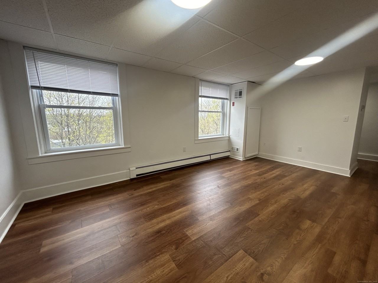 156 Garfield Ave #15 - Photo 5 of 8