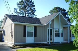 featured image of 2310 Creekwood Dr