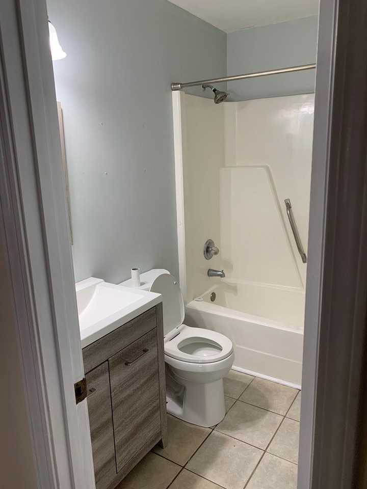 2310 Creekwood Dr - Photo 6 of 9