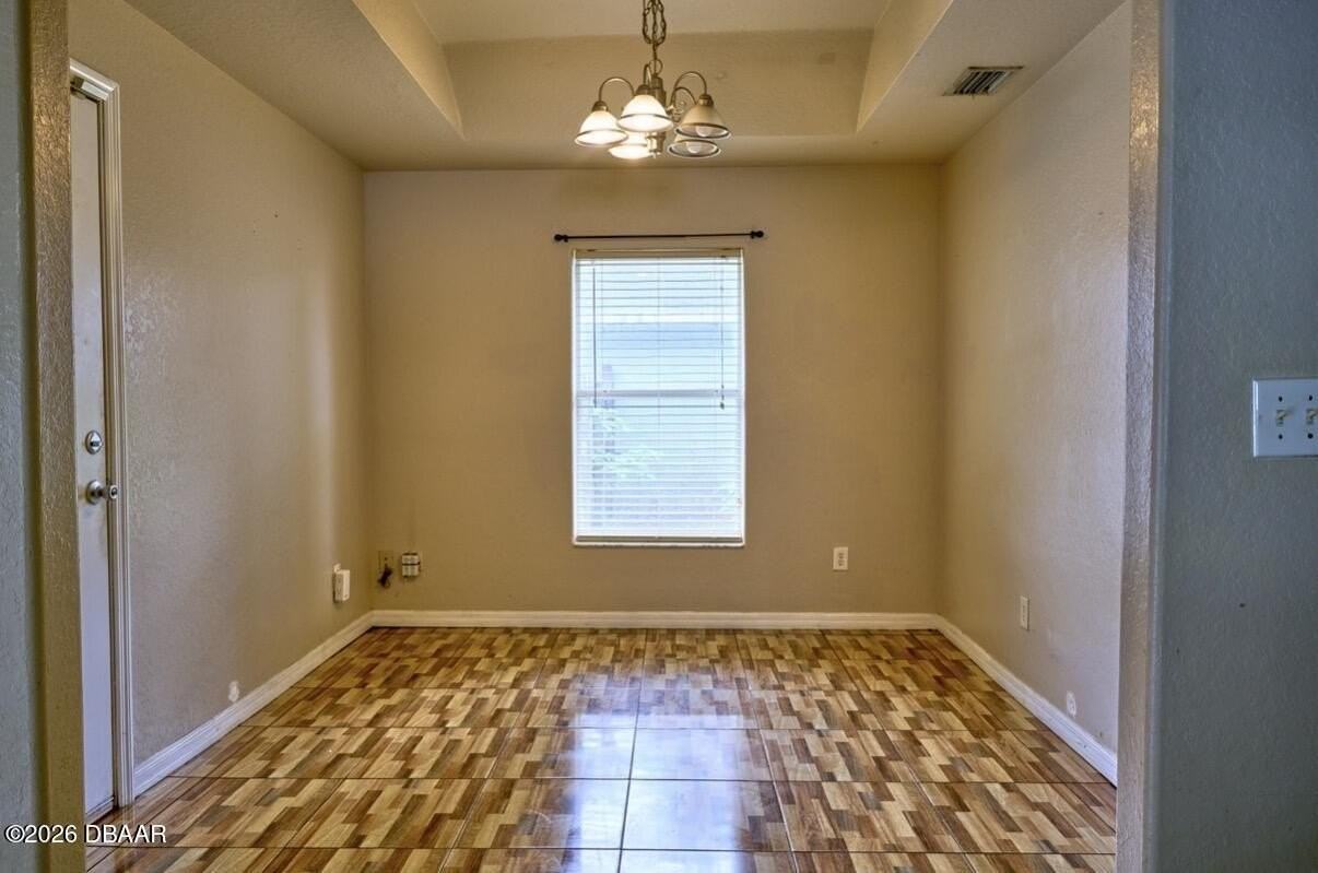 614 Florence St - Photo 6 of 18