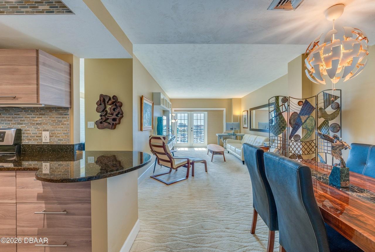 404 S Beach St Unit 370 - Photo 7 of 32