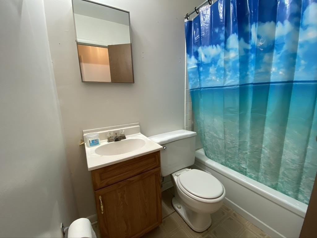 205 Powell Dr - Photo 6 of 12