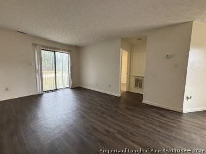 1122 Southwood Dr Apt 4 - Photo 3 of 9