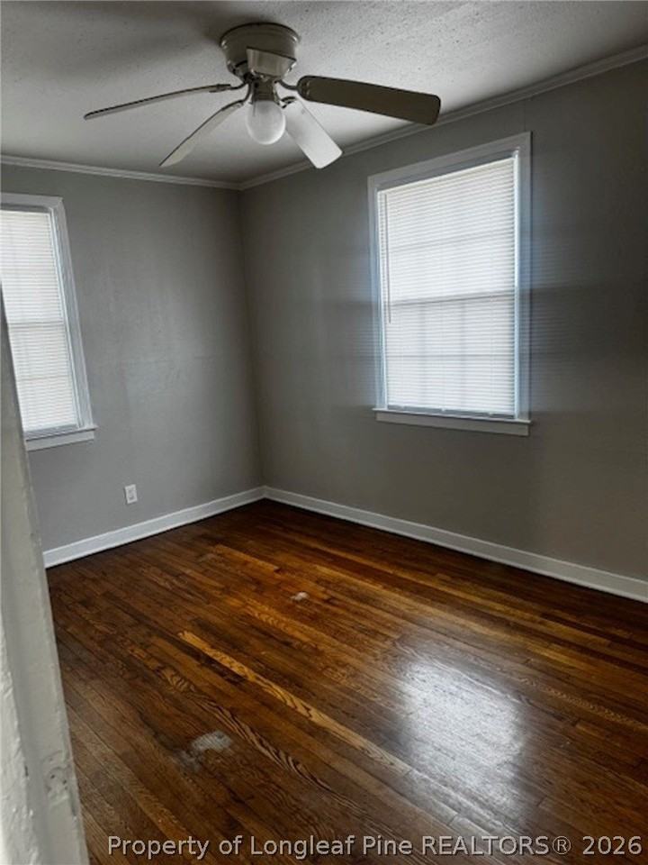 1009 Cherry St - Photo 5 of 8