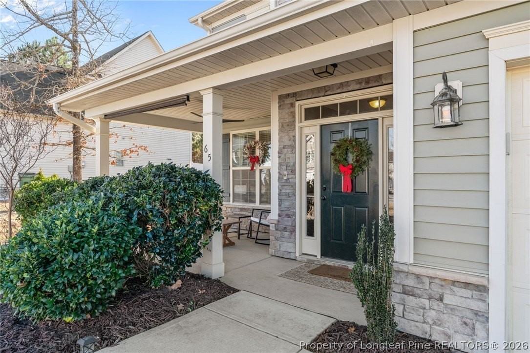 65 Pedley Pl - Photo 5 of 37