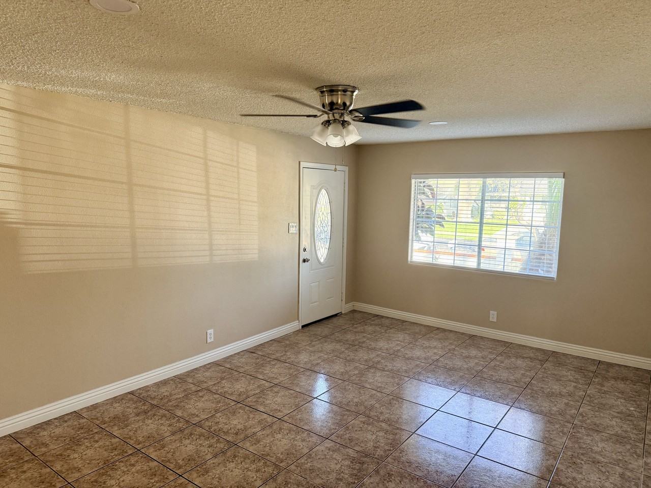 10079 Hedrick Ave #1 - Photo 4 of 18