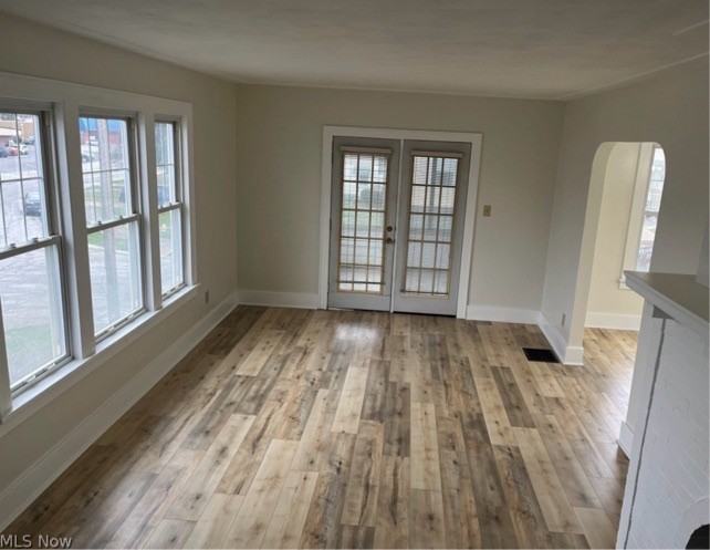 201 Hollywood Blvd #1 - Photo 4 of 19