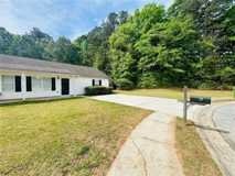 655 Baron Dr - Photo 1 of 1