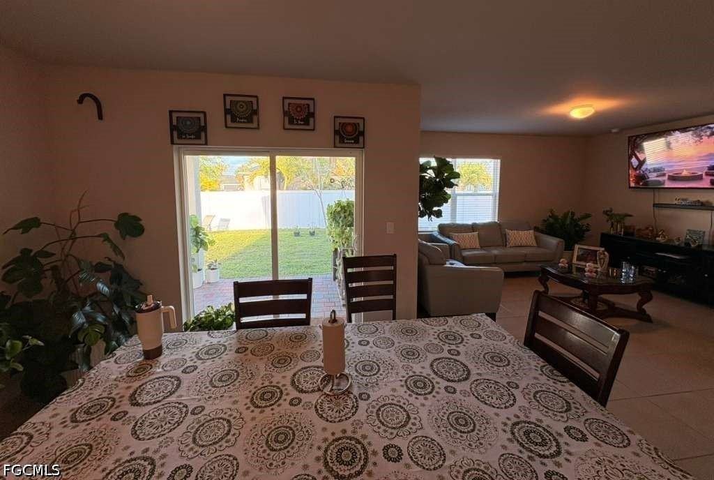 1129 Nw 20th Ave - Photo 7 of 25