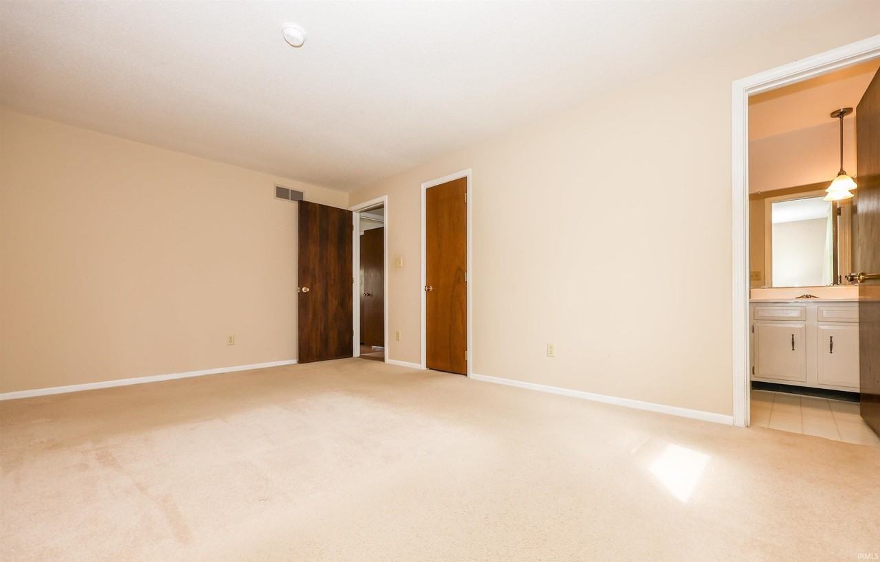 7104 Tanbark Ln - Photo 6 of 30