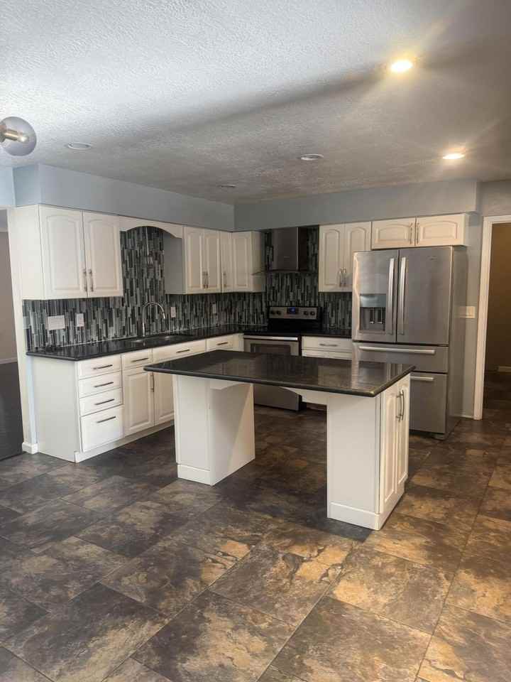 3913 68th St Nw - Photo 4 of 12