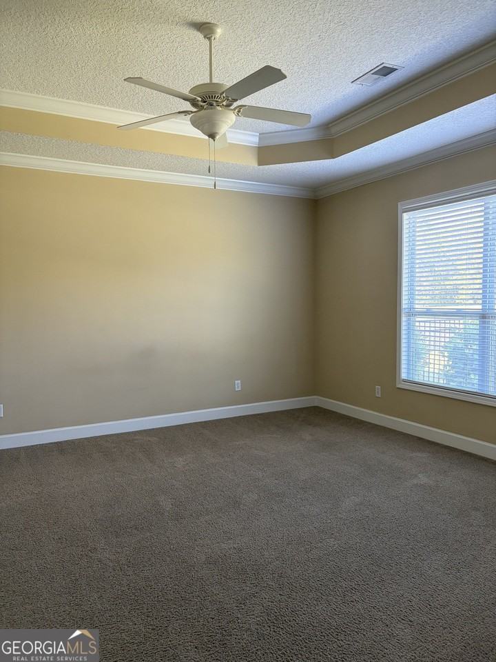 123 Miller Ct - Photo 7 of 30