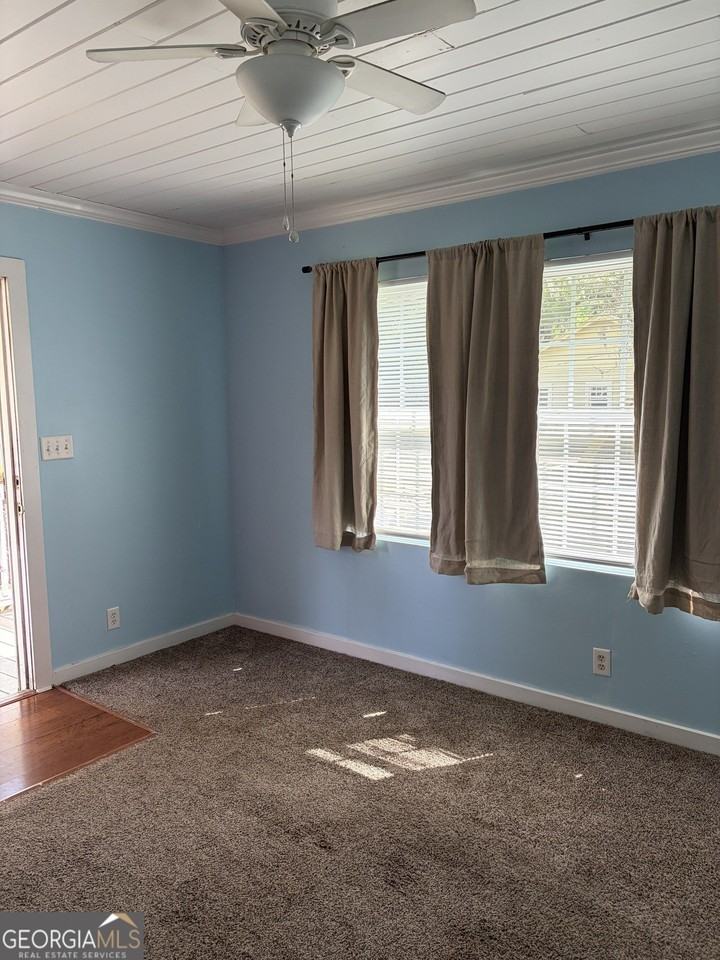 102 W Grady St - Photo 4 of 16