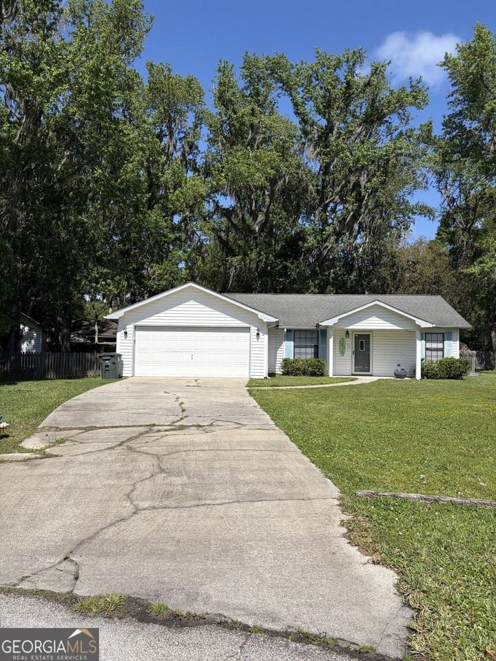 121 Innerlake Ln - Photo 2 of 38