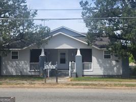 featured image of 15 N Zetterower Ave Apt 3 #Apt 3