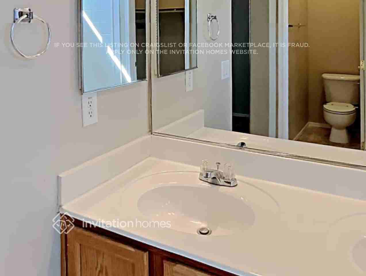 6308 S 26th Dr - Photo 4 of 7