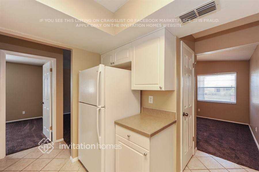 4128 Gray Squirrel Ln - Photo 5 of 21