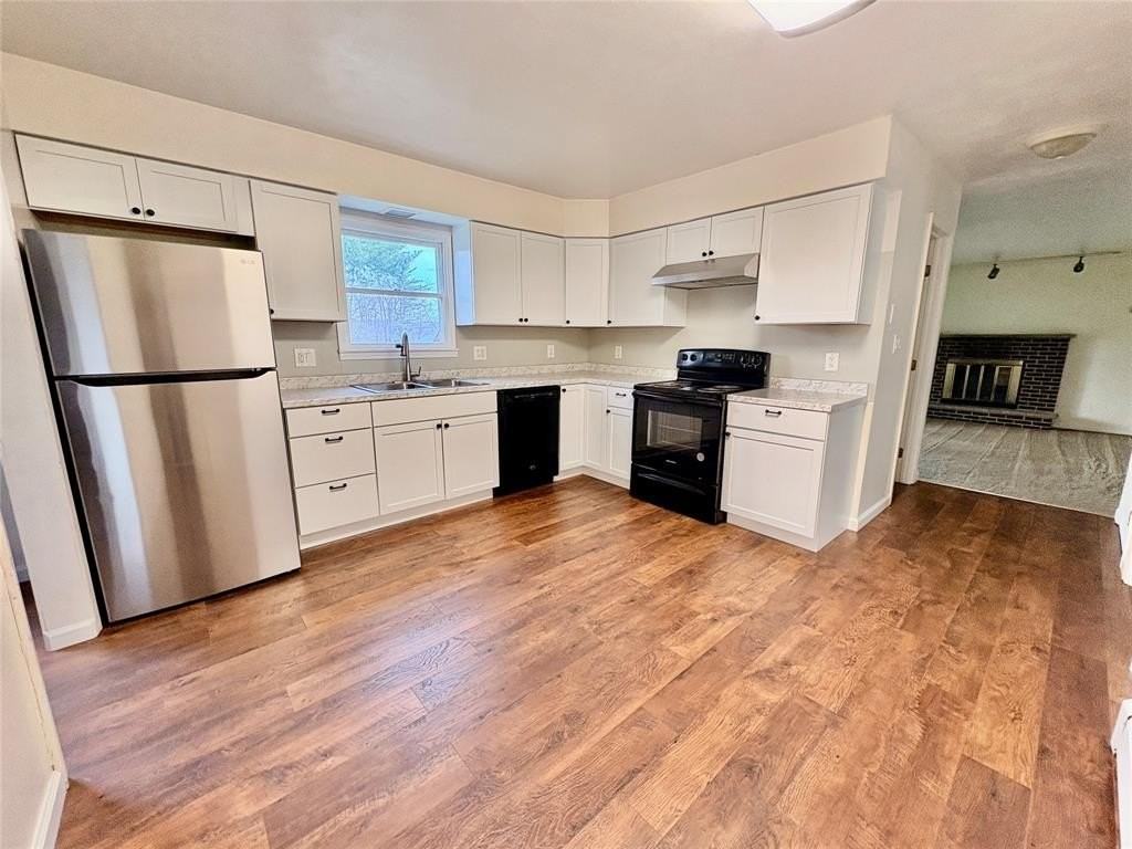 2409 High Ave - Photo 4 of 31