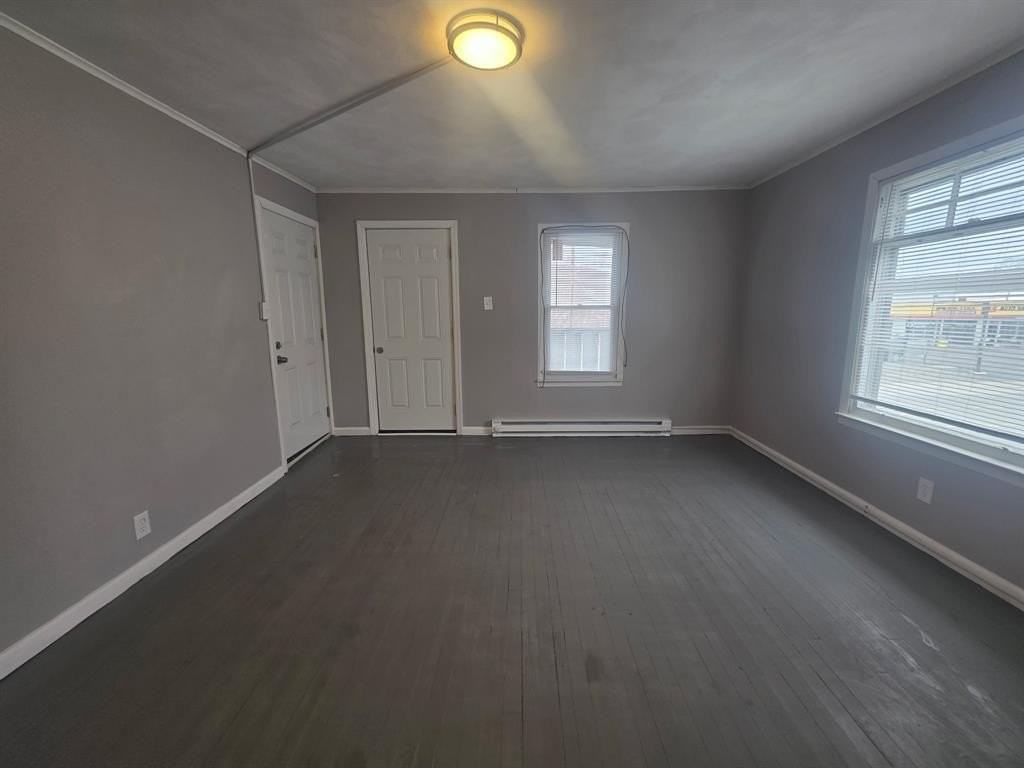 800 North St Apt 3 - Photo 4 of 8