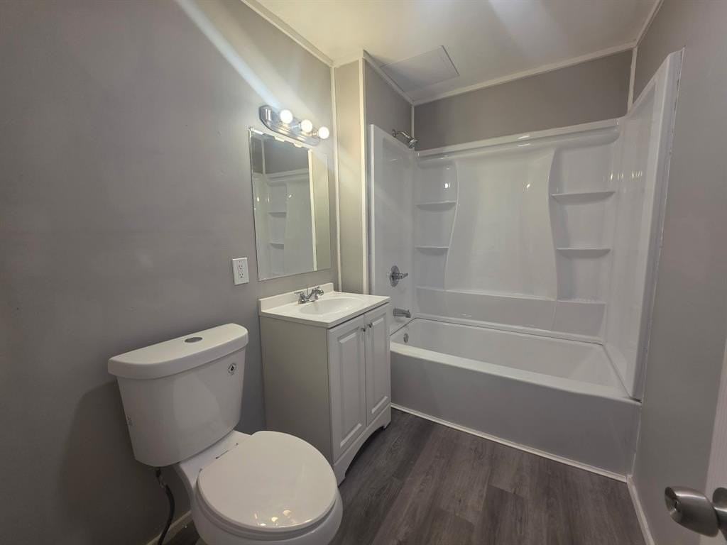 800 North St Apt 3 - Photo 7 of 8