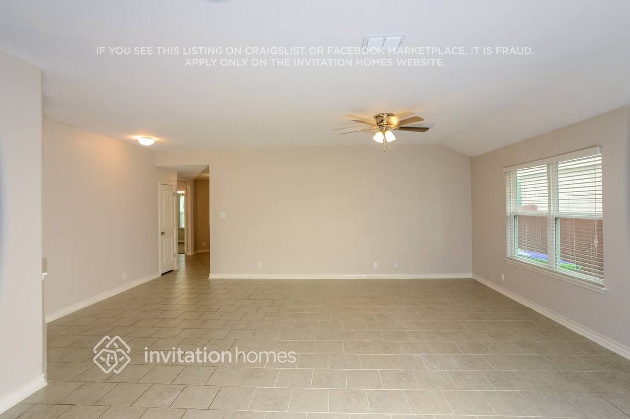 13451 Drop Seed - Photo 2 of 16