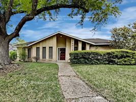 featured image of 15019 Seahorse Dr