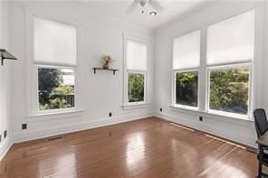 1112 Dauphin St - Photo 4 of 21