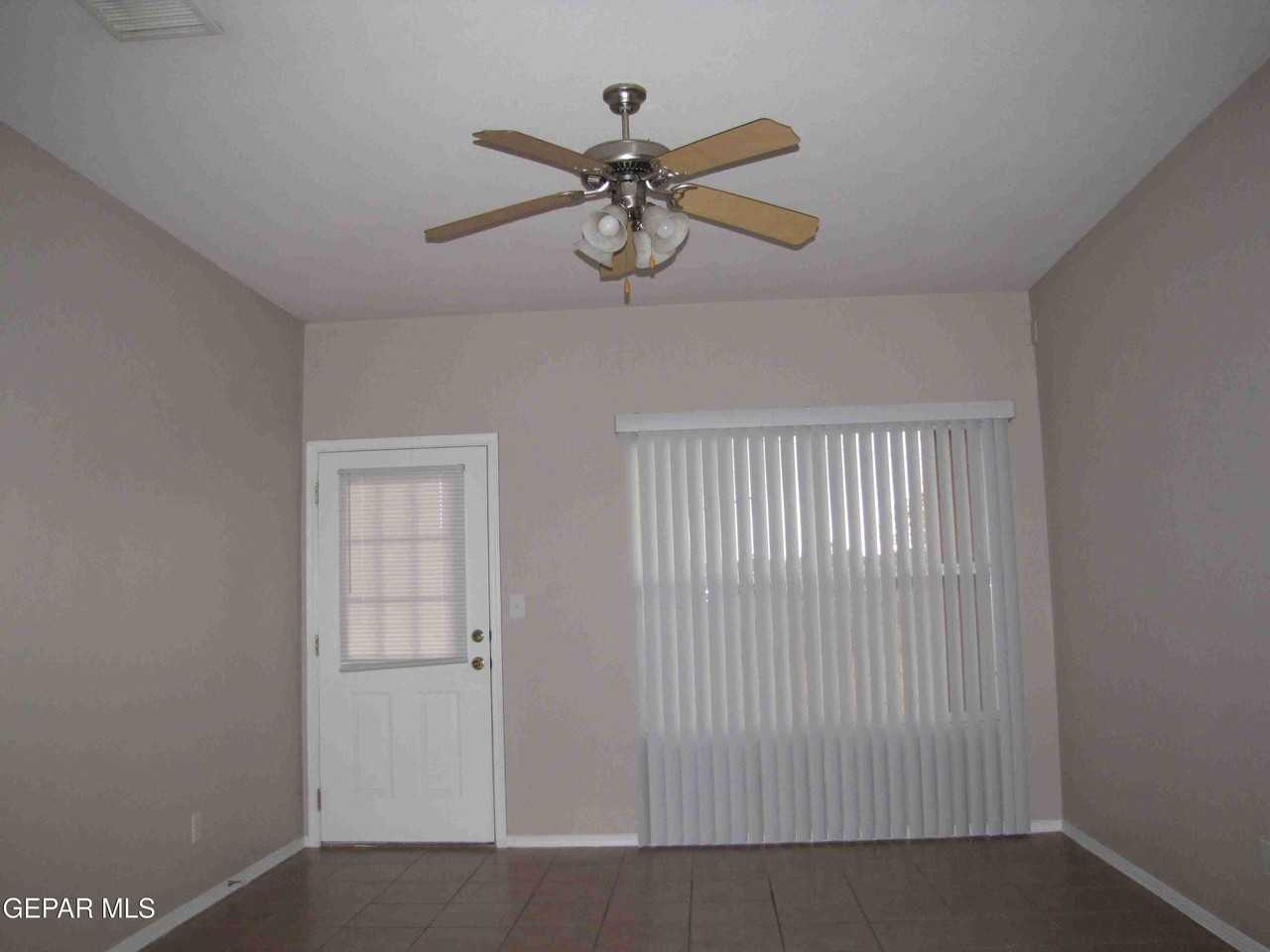 11975 Diana Candia Unit B - Photo 4 of 26