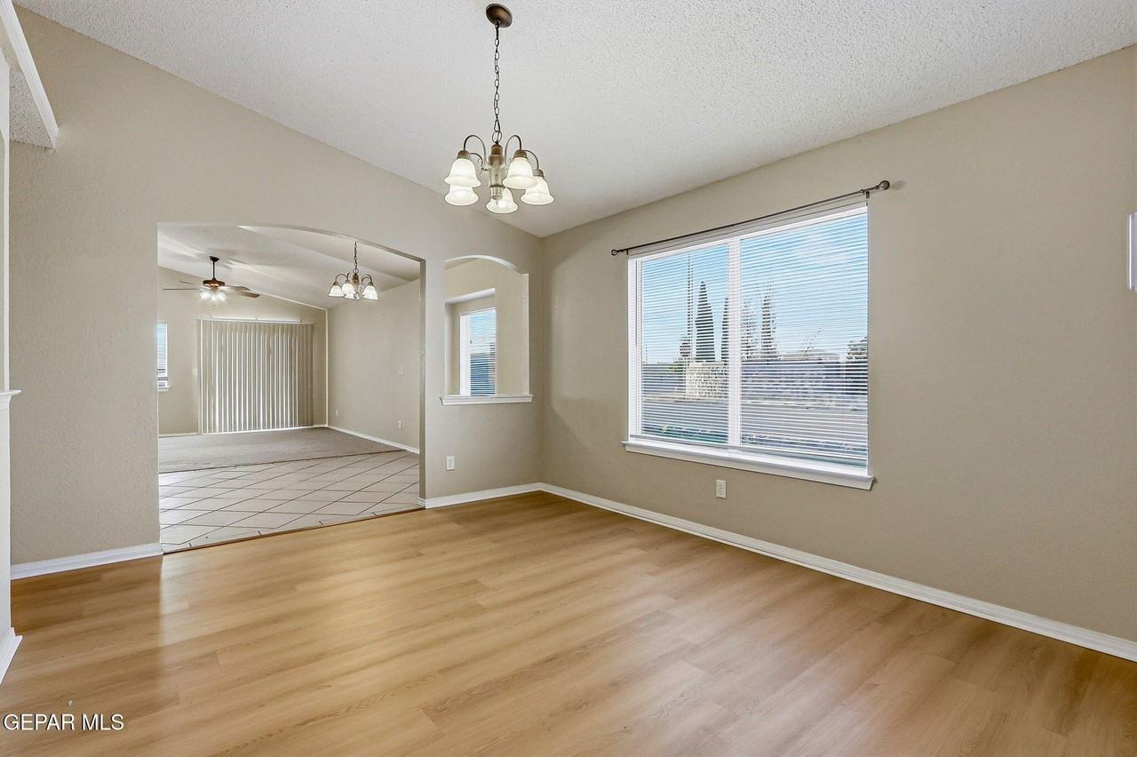 732 Desert Sage Dr - Photo 6 of 29