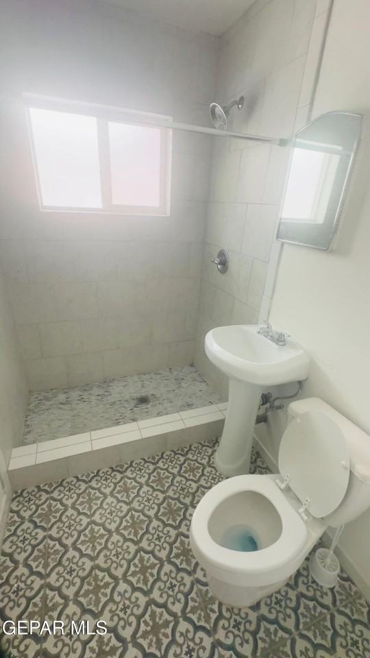 1707 N Stanton St #4 - Photo 5 of 6