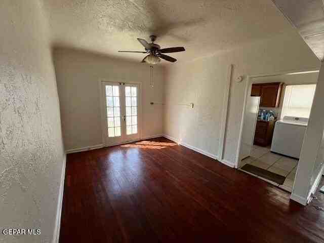 3120 Morehead Ave - Photo 6 of 21