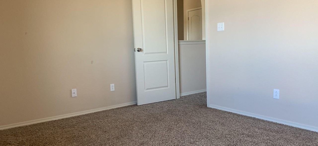 7232 Long Meadow Dr - Photo 6 of 12